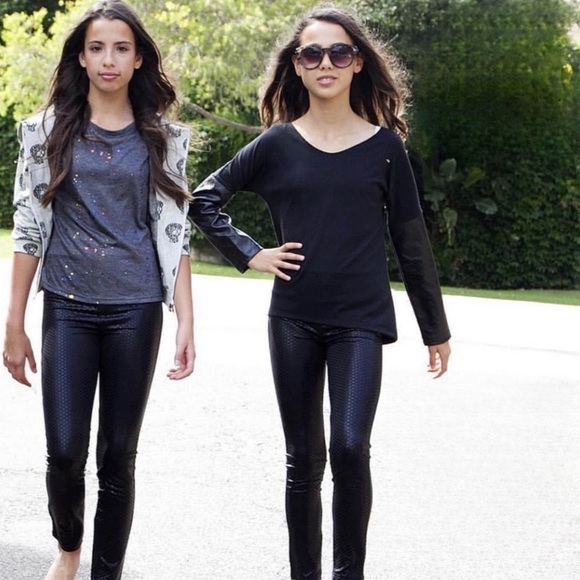 AGREE2DISAGREE • Hoodie Zip-Up Skull Sweatshirt Jacket - Picture 6 of 7